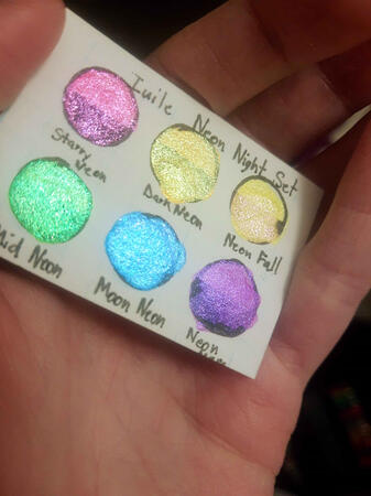 Iuile Neon Night Set